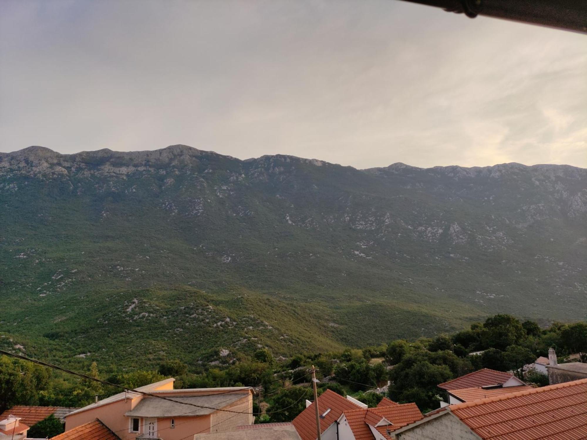 Apartmán Mira 2 Zagvozd Exteriér fotografie